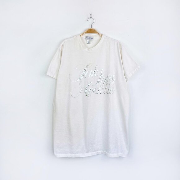 ⚡️SOLD⚡️ vintage saks fifth avenue metallic logo tee - Picture 2 of 6